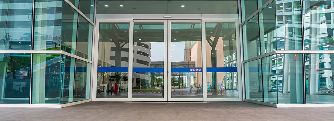 Automatic Glass Door Lock in Mississauga, ON